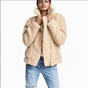 H&M BEIGE MOTTO TEDDY JACKET⚡️
